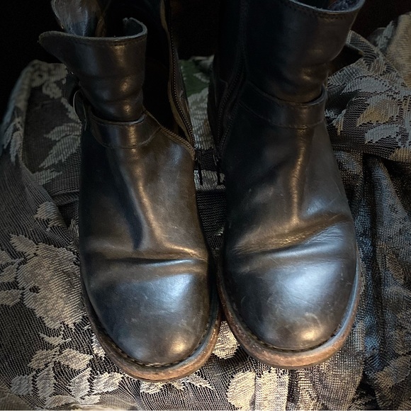 MOMA BLACK Ankle Leather Boots - Picture 4 of 13